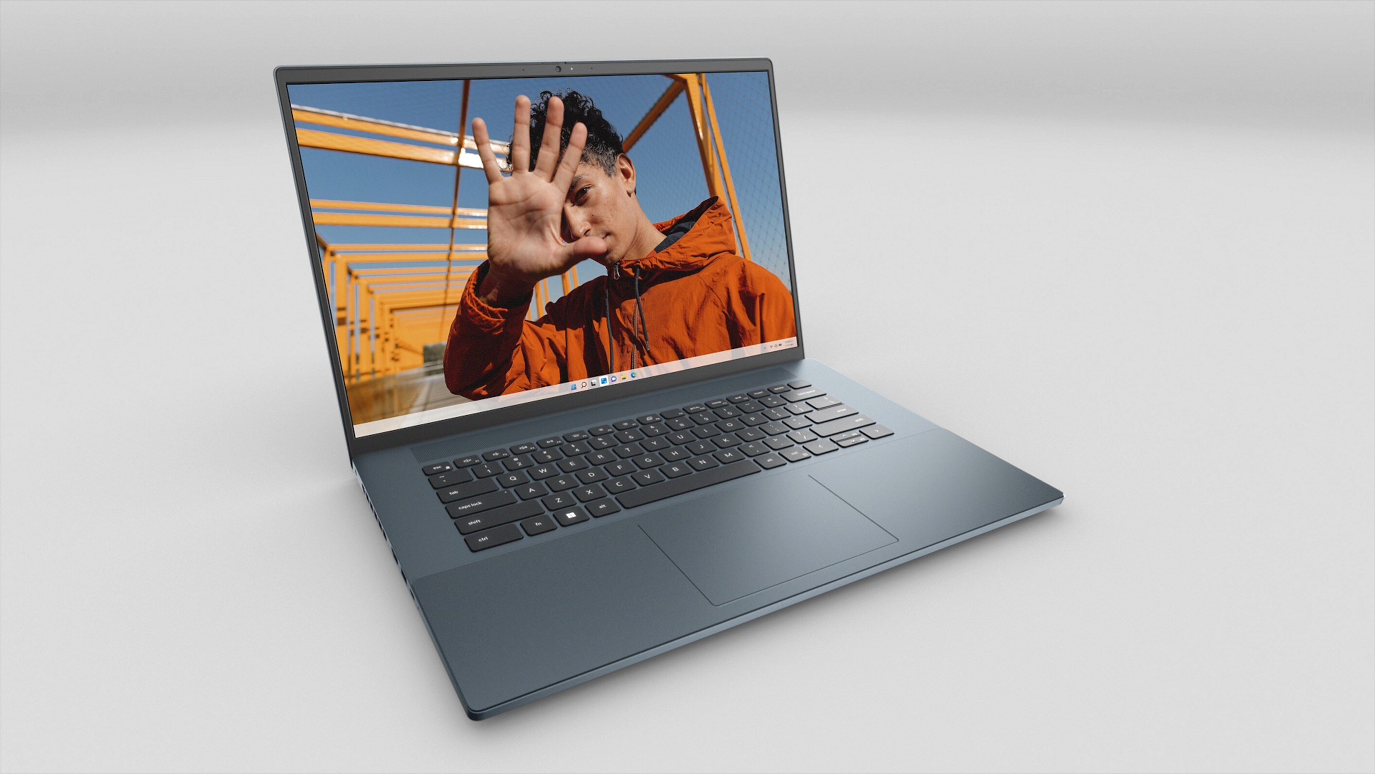 Laptop DELL Inspiron 16 Plus 7620, Intel Core i7-12700H pana la